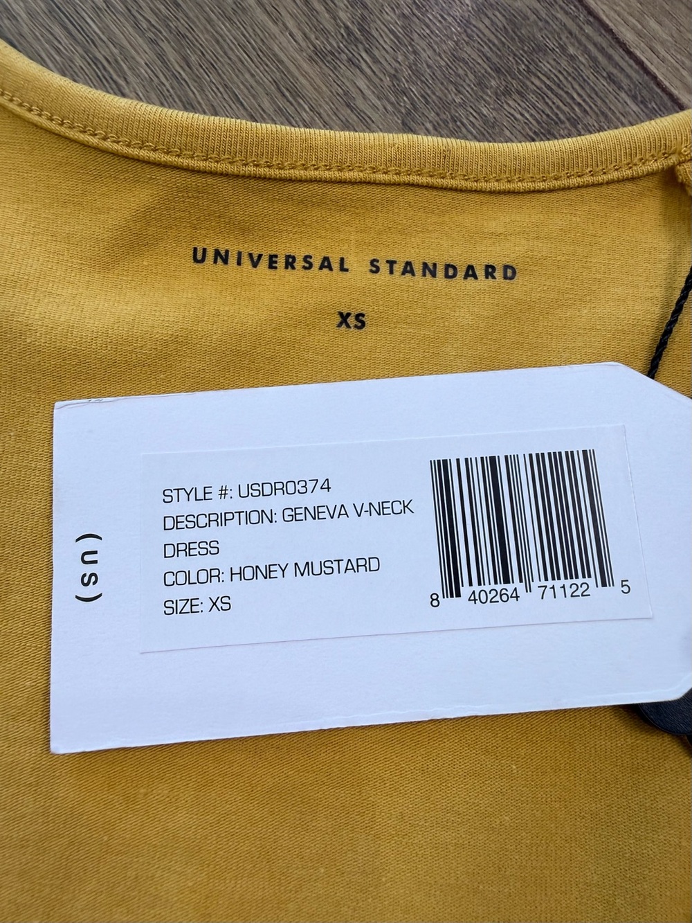 NWT Universal Standard Iconic Geneva V-Neck Dress In Honey Mustard Size XS US L - Picture 8 of 13